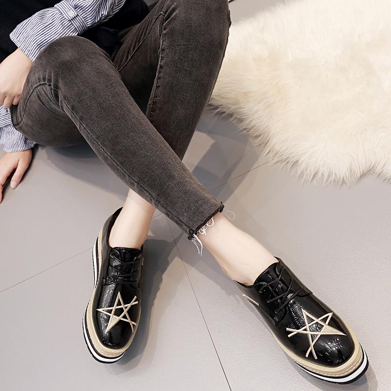 Spring 2024 Tied Round-headed Thick-soled Muffins with Raised Slopes, Women Casual British Style Small Leather Shoes. HZB