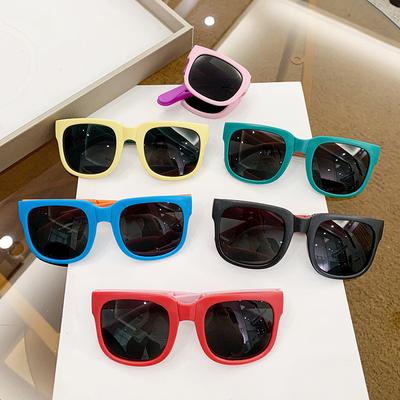 Doplňky – Sluneční brýle