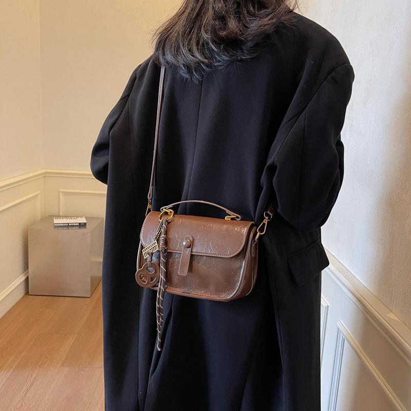 Premium sense small bag women 2025 new versatile messenger bag fashion super fire portable small square bag