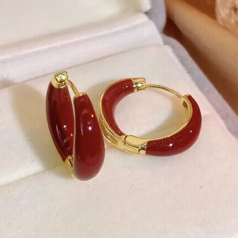 

Niche Design Fashion Earrings Ear Buckles Premium Sense Drip Earrings Elegant Temperament Geometric Circle Earrings вина червоного кольору
