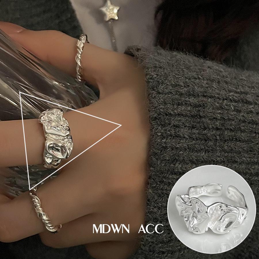 Ring im koreanischen Stil aus S925 Silber mit geometrischem Durchbruchmuster, unregelmäßig, Vintage für Damen - Schwerindustrielles Temperament, verstellbarer schlichter Ring für den Zeigefinger.