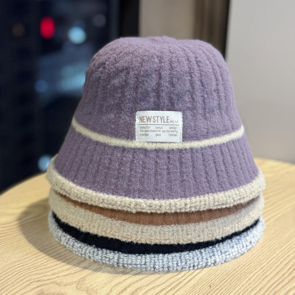Korean Style Autumn and Winter New Style Iron Label Fisherman's Hat for Women with Elegant Strips and Face Showing Small Knitted Bucket Hat