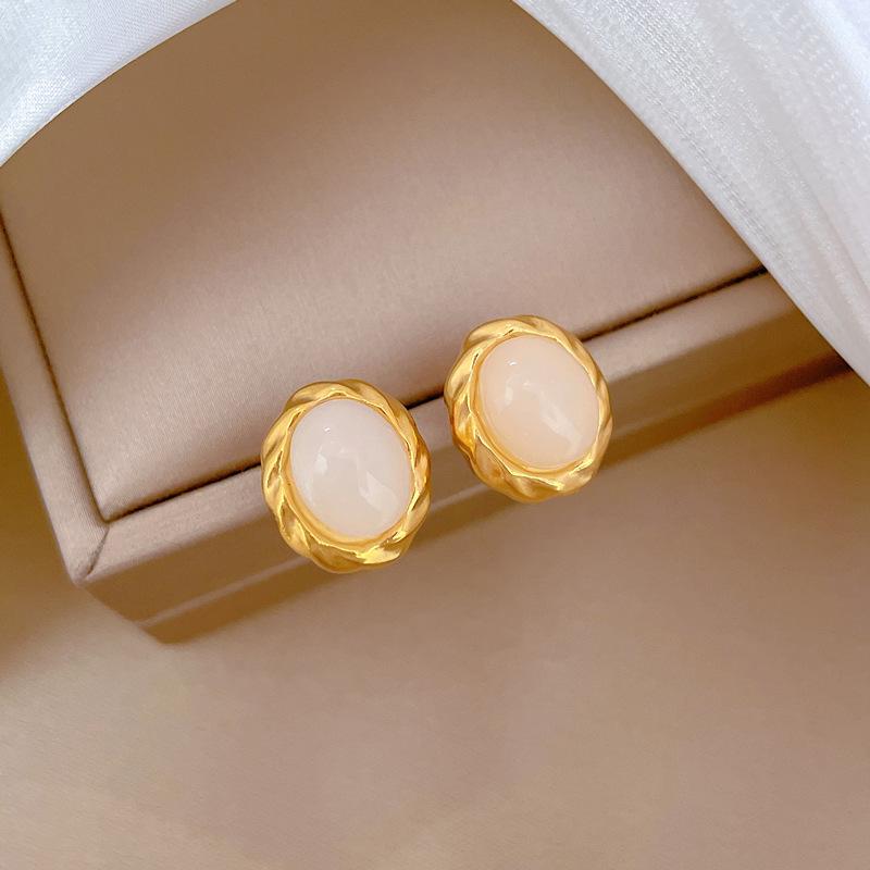 Cat'S Eye Egg-Shaped Minimalist Stud Earrings Cold Men'S And Women'S Earrings Personality Temperament Banquet Earrings