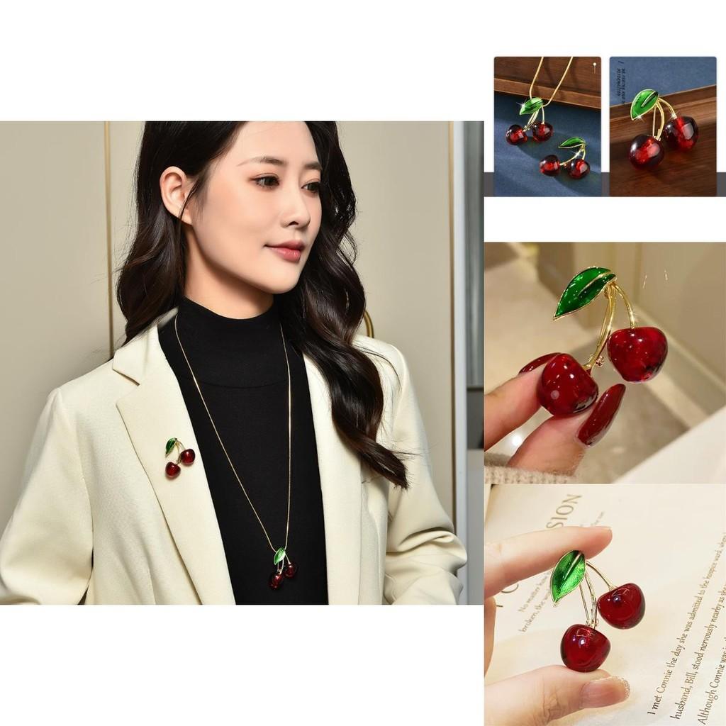 Chic Snake Chain Cherry Necklace For Women Featuring Stunning Artificial Gemstone