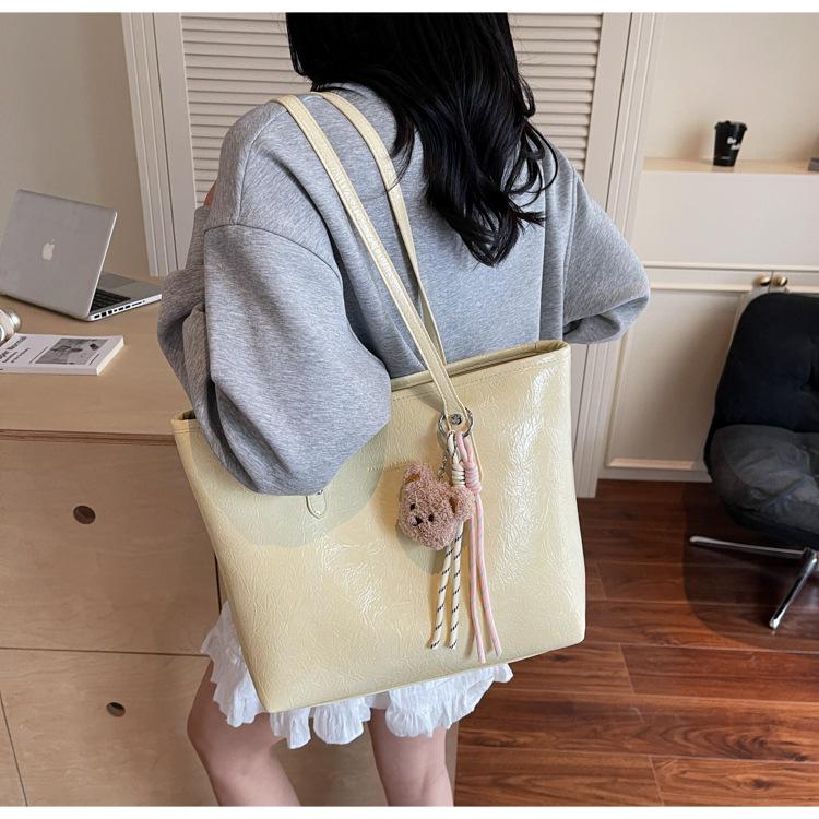 Large-capacity bag women's summer versatile 2025 new simple shoulder bag premium texture tote bag