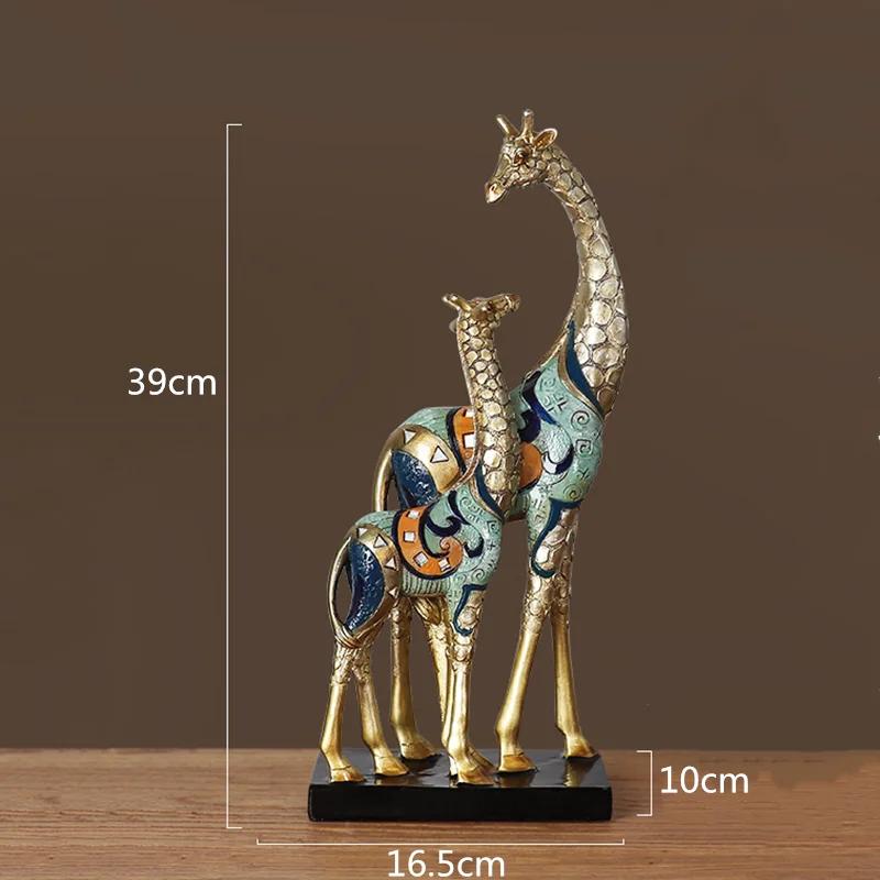 Scultura di Animale Simulato Giraffa Madre e Figlio Statua di Animale Dipinta Decorazione Moderna per la Casa Ornamenti Artigianali Dorati