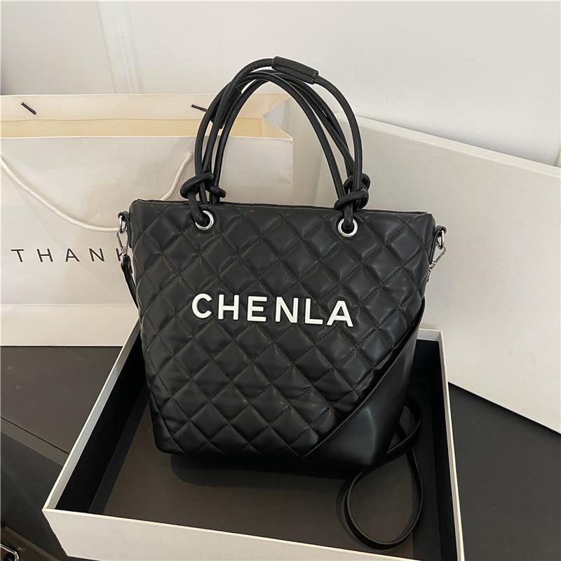 

Новая алмазная вышивка нитью большая сумка маленькая ароматная ветряная буква портативная женская сумка клетчатая сумка-мессенджер чёрный