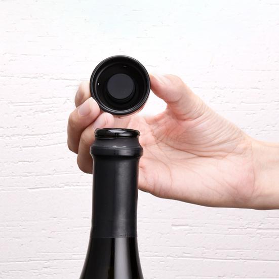 2Pcs Wine Bottle Stoppers Mini Rotating Preservation Champagne Wine Stopper Leak-Proof Wine Vacuum Sealer for Kitchen Sealing