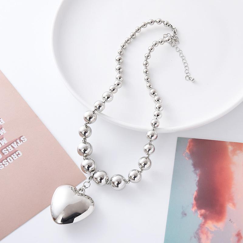 

Преувеличенное многослойное колье с сердечками и бусинами, отстегивающееся, в европейско-американском стиле