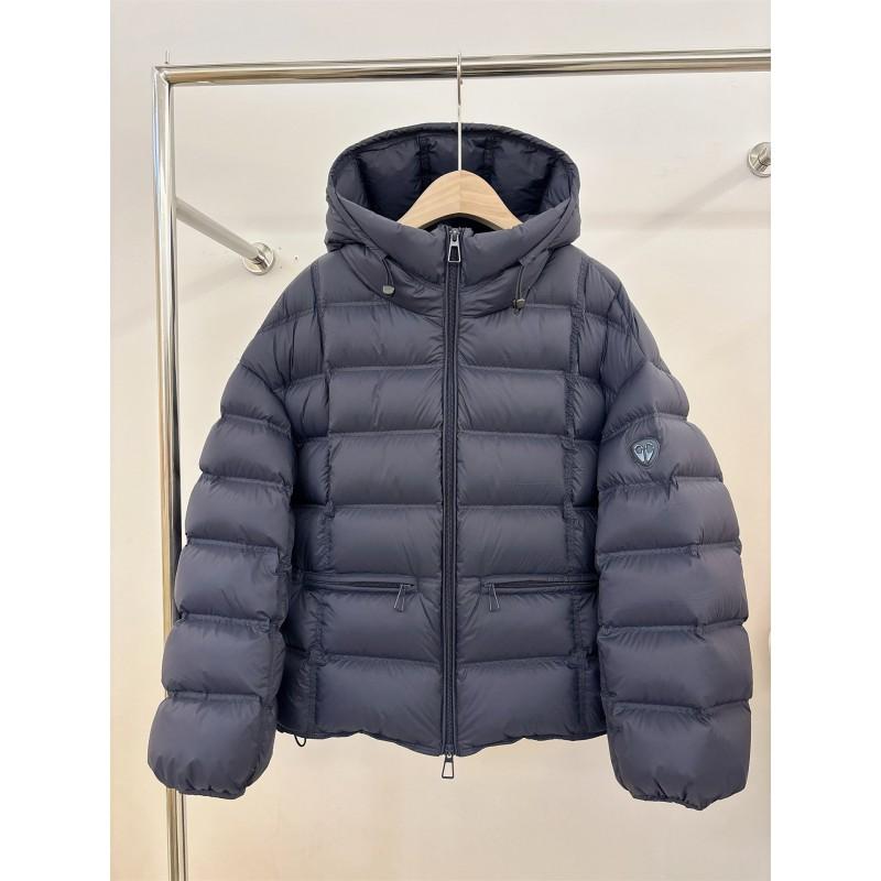 Womens Short Puffer Jacket With Hood 90% White Duck Down Warm Winter Coat Loose Fit Daily Commute