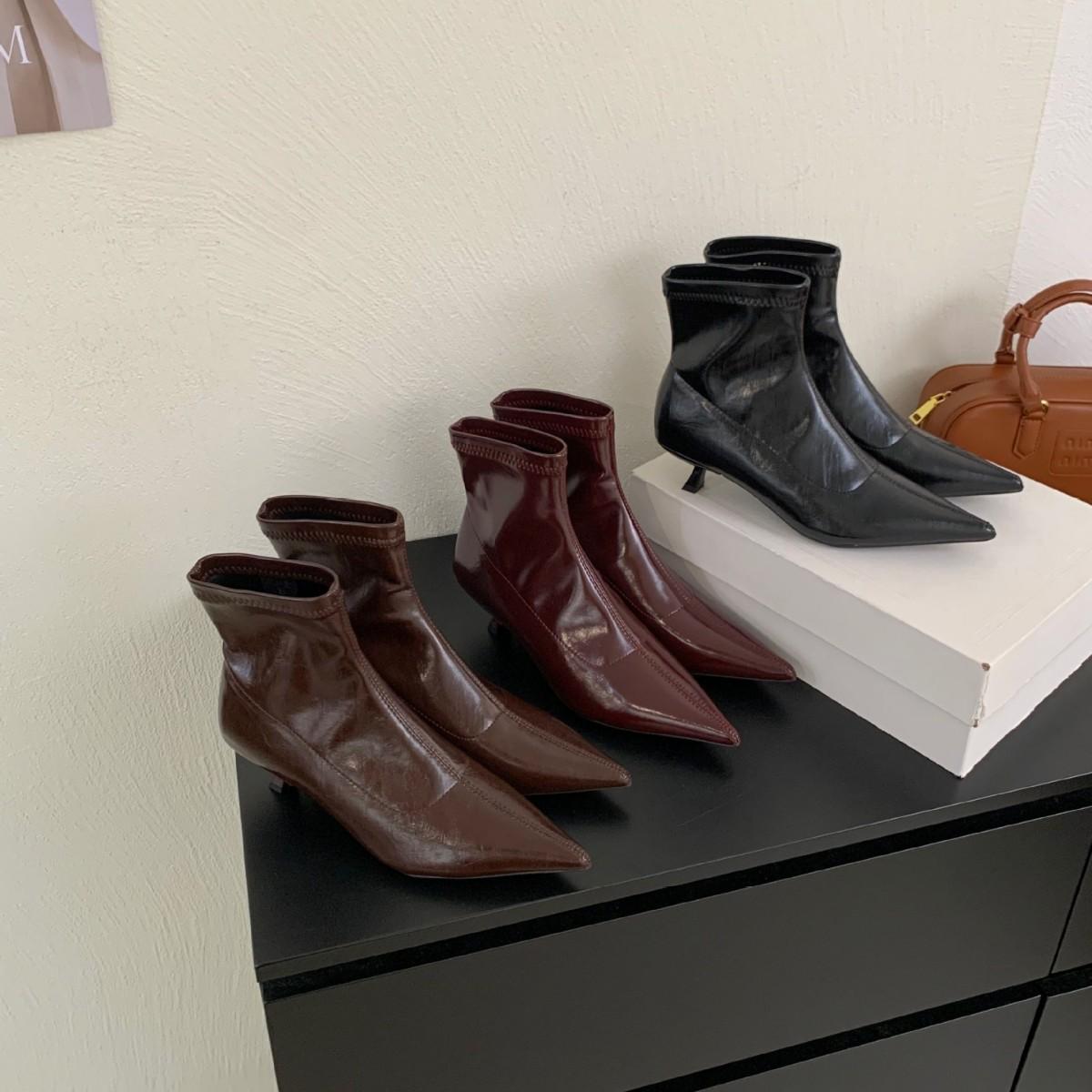 

2025 winter new pointed low tube thin boots versatile fashion Martin women s short boots soft leather Chelsea women s boots 39 кавовий