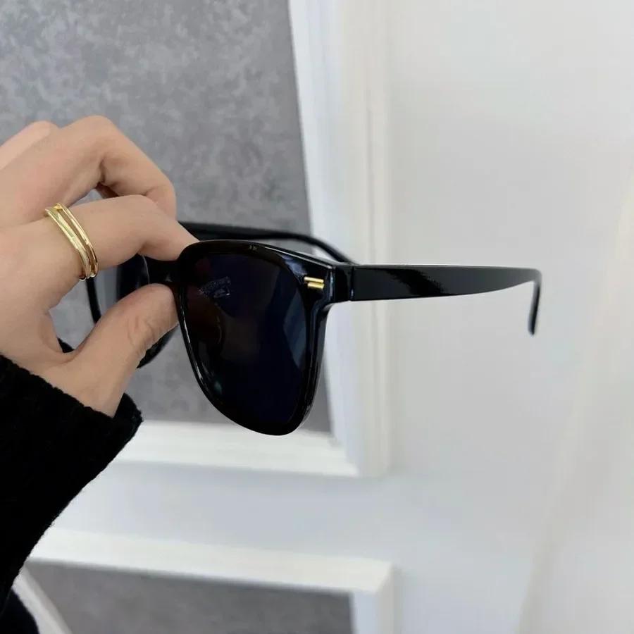 Retro Square Fashion Sunglasses Women Men Vintage Style Casual Trendy Small Female Male