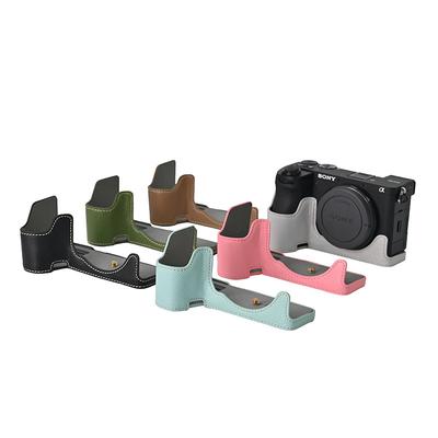 Funda Semiestuche de Cuero PU para Cámara Sony A6700 Cubierta de Apertura de Batería Piel