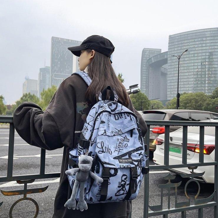 Backpack Men's High-Capacity Graffiti Backpack Casual Student Schoolbag ARI