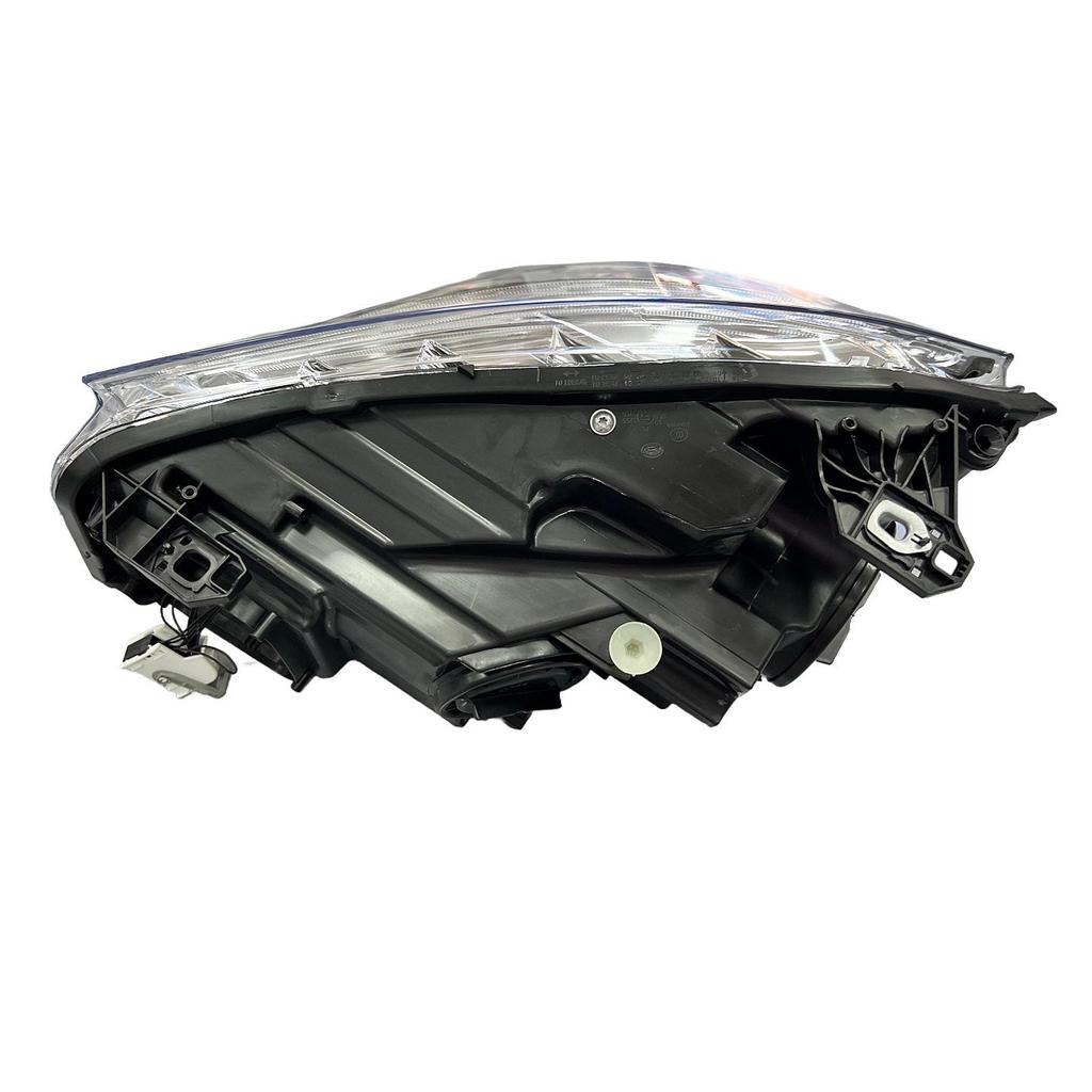 Mercedes A-Class 176 HID Headlight Assembly (2014) Compatible