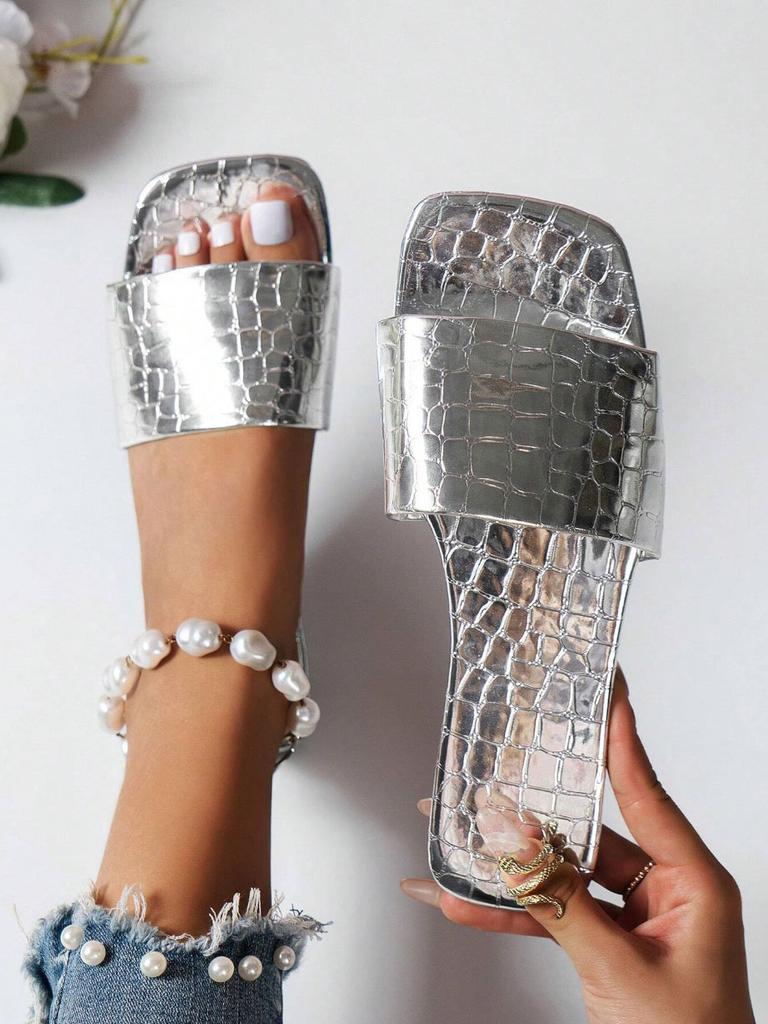 [Foreign Trade] Trendy French Sandals Women's Summer Slippers Flat Bottom Outer Wear Fashion One-word Sandals Soft