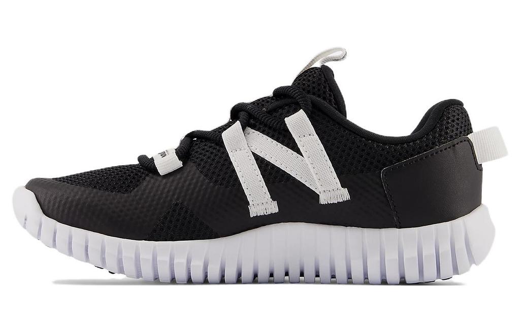 Kids' Sneakers New Balance Playgruv v2 Bungee Little Kid Wide 'Black White'