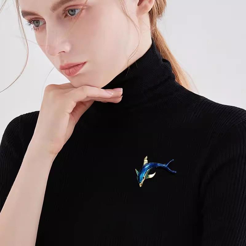 Chinese-style Dolphin Brooch, High-end Women's Exquisite Enamel Brooch, Design Sense, Niche Brooch