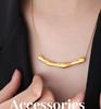 French Retro 18K Gold Titan Clavicle Necklace for Women