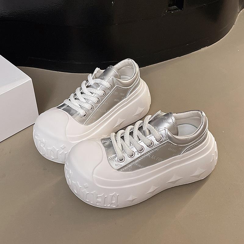 Korean version JX imitation leather letter printing big head white shoes women's 2025 spring new fashion versatile bread shoes casual shoes