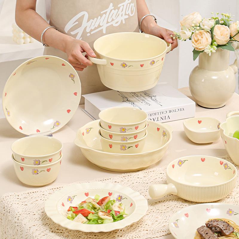 Keramická jídelní sada Cream Wisteria: Rýžová miska, Polévková miska, Kulaté a Hluboké talíře