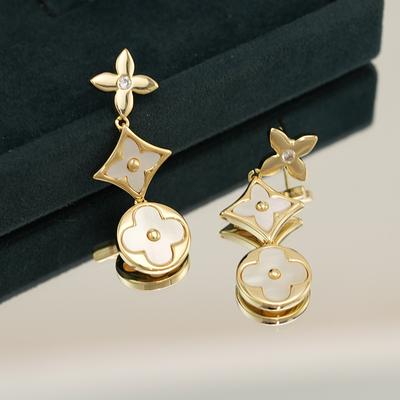 Vierblatt-Blumenanhänger Ohrringe 925 Silbernadel Kleine Duftende Temperament-Ohrringe Big Brand High-End Design Ohrringe Damen
