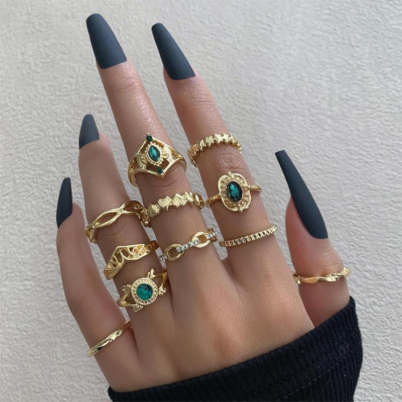 Accessories, Vintage Metal Imitation Emerald Diamond Set Love Snake Multi-piece Ring Set