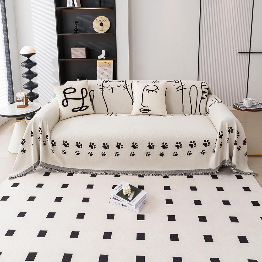 Cute Cat Chenille Sofa Towel for the Living Room, Nordic Style Home Decor with Tassel Edges, Three-Seater Sofa Set