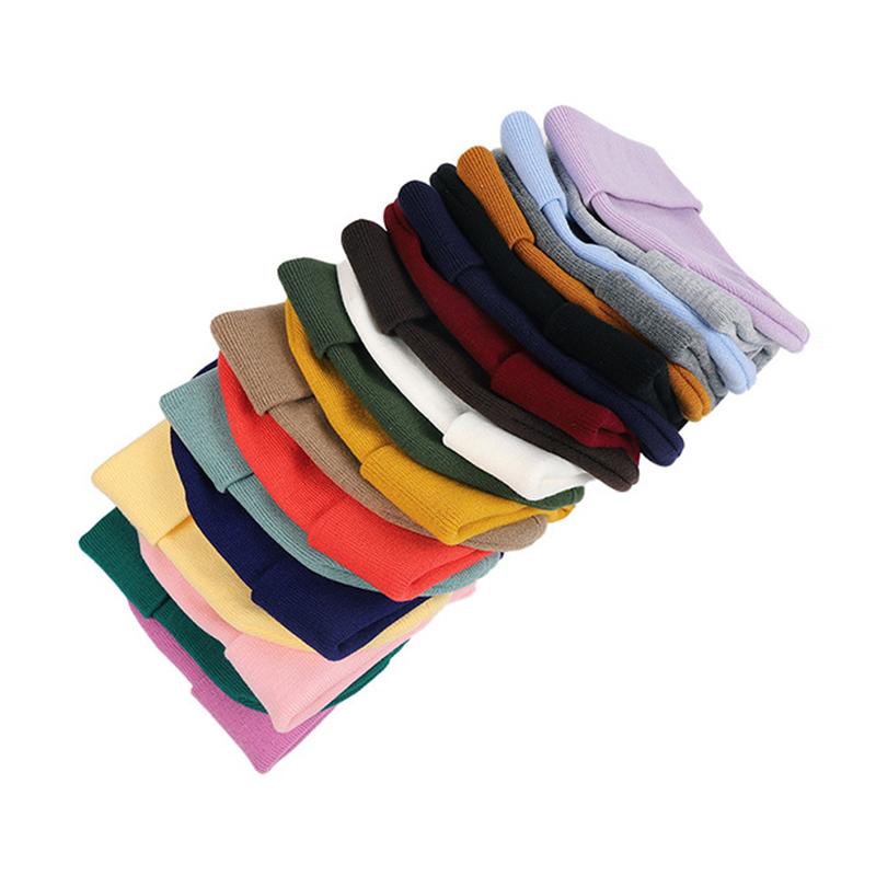 100% Acrylic Knitted Beanie Cap - Warm Winter Hat with Adjustable Size 54-60cm for Men and Women