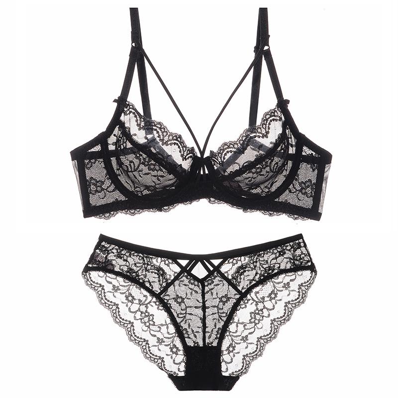 Plus Size Pink Lace Lingerie Set: Transparent, Minimizing & Ultra-Thin Bra for a Sexy Look