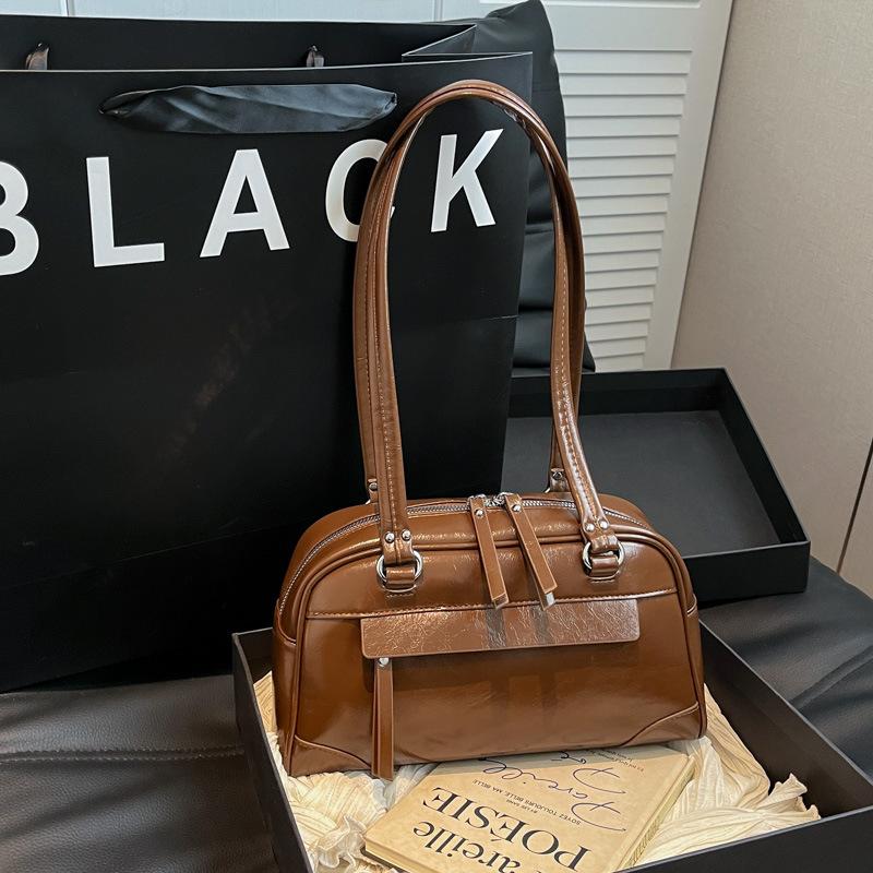 Shoulder Bag Women's New Versatile Casual Work Commuter Handbag