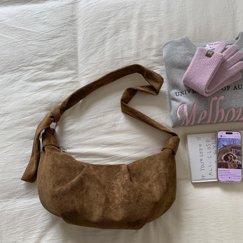 Retro Large-capacity Bag Women 2025 New Casual Fashion Dumpling Bag Texture Niche Versatile Messenger Bag