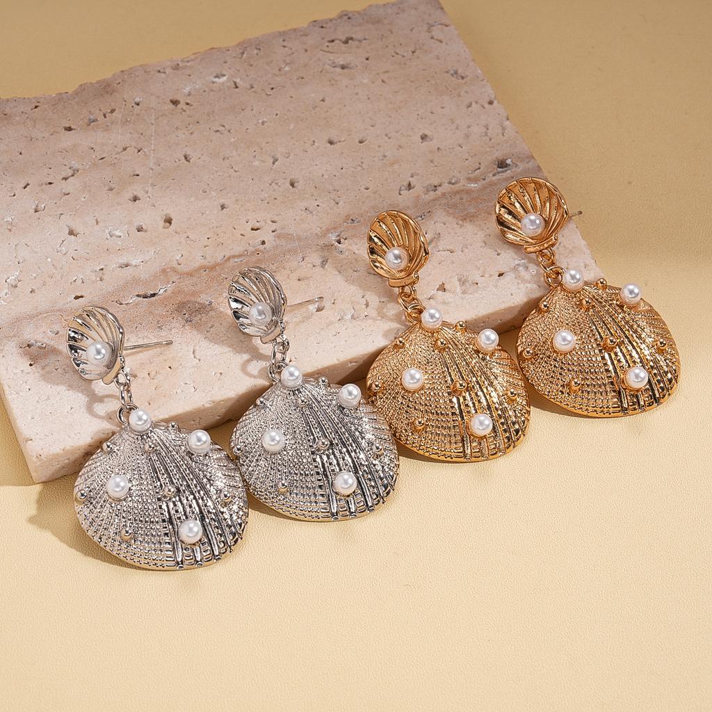 Metal imitation pearl shell silver needle earrings seaside vacation style fashion earrings feeling earrings