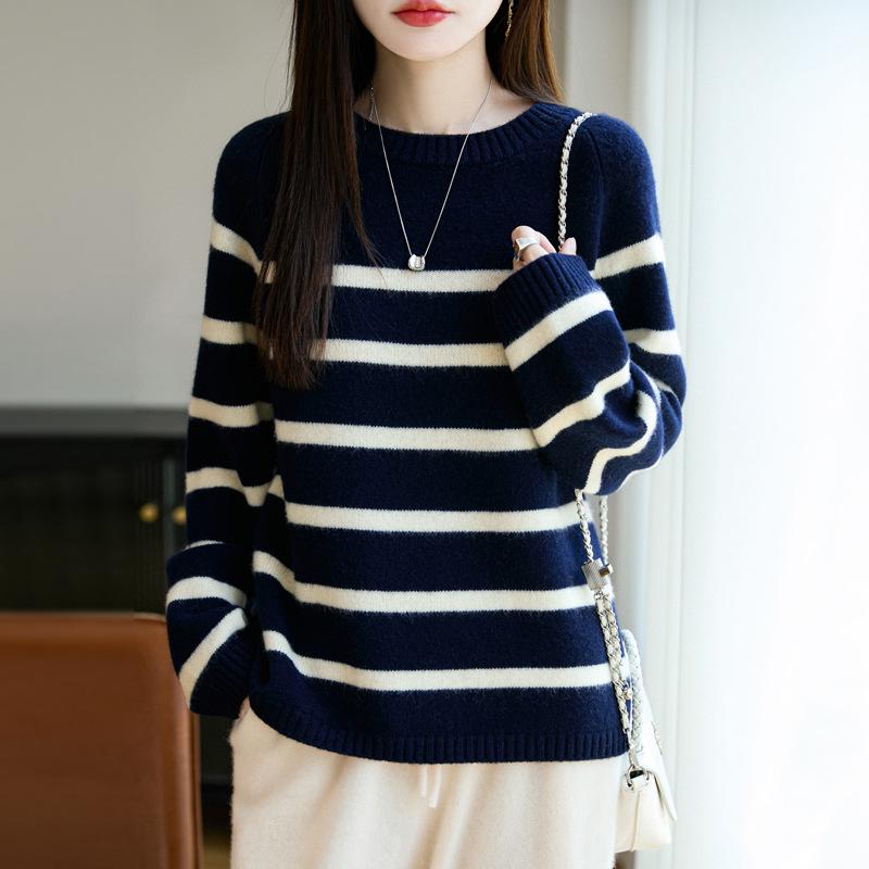 Women's 2025 Autumn/Winter Striped Round Neck Wool Sweater – Loose, Fashionable, Thickened, Soft, Lightweight Inner Layer