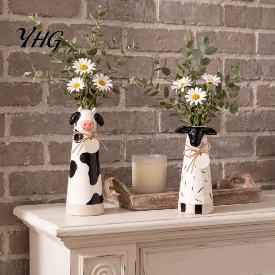 Rustic Home Office Accents Resin Cute Animal Vase, Farmhouse Decorative Flower Holder for Bookshelf Ornaments Decor, Pig/Cow/Sheep/Chicken Arrangement
