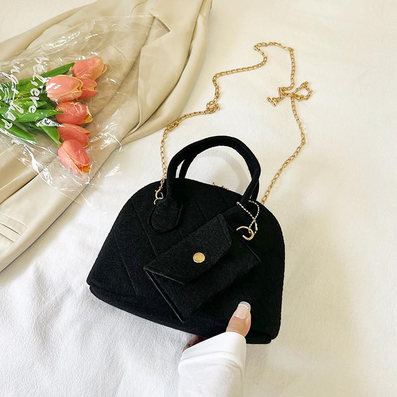 Стильная Сумка-Ракушка Шикарная Сумка на Цепочке Модная Уличная Мода Наплечная Сумка из Мягкого Войлока