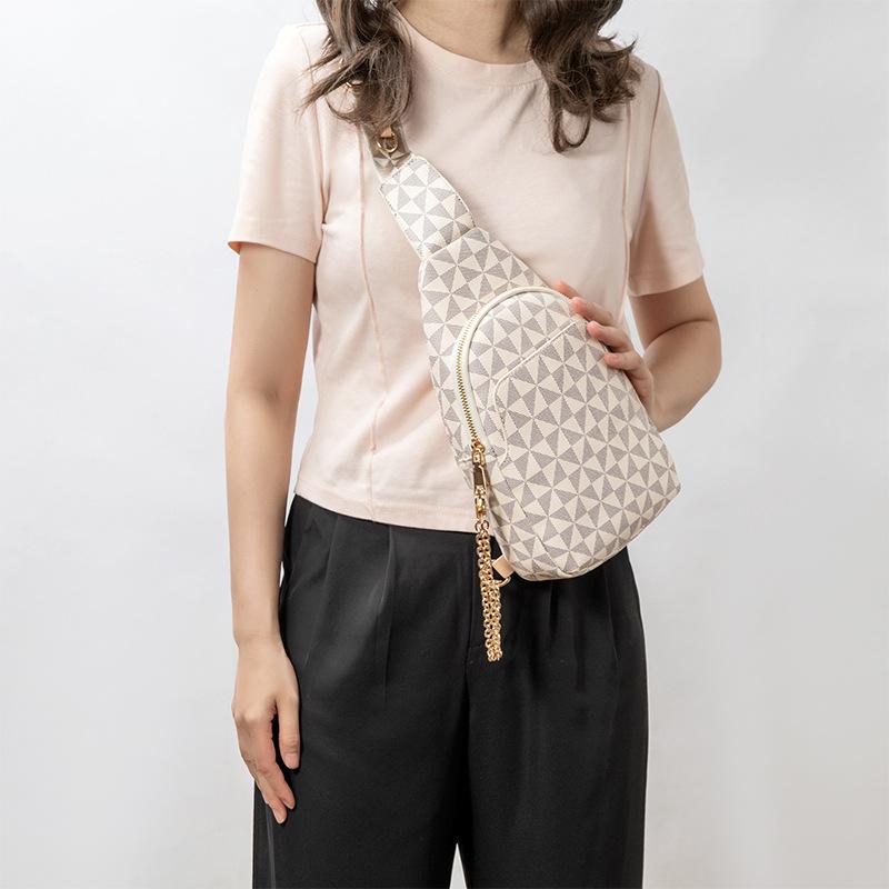 Textured Printed Women's Small Breast Bag One Shoulder Crossbody Simple and Fashionable Casual Motorcycle Bag for Women