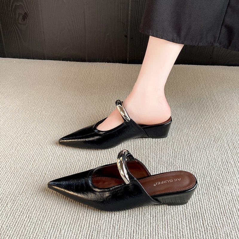 Half slippers women's summer wear soft-soled pointed Muller shoes tide 2025 French metal buckle wedge sandals heighten Baotou