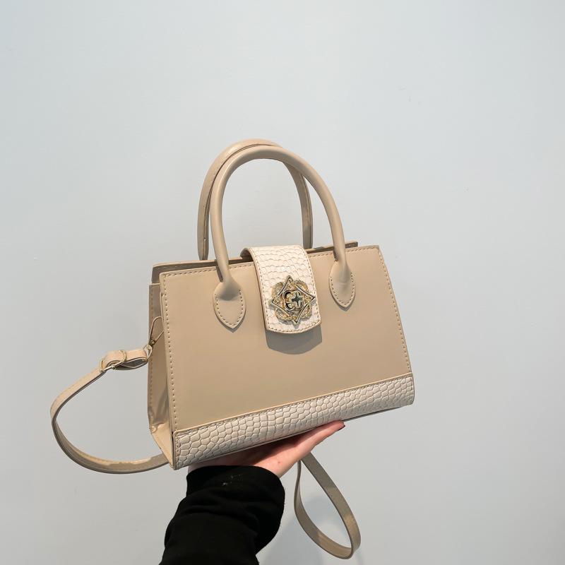 Solid color casual new crossbody fashion popular fashion retro texture winter portable small square bag women