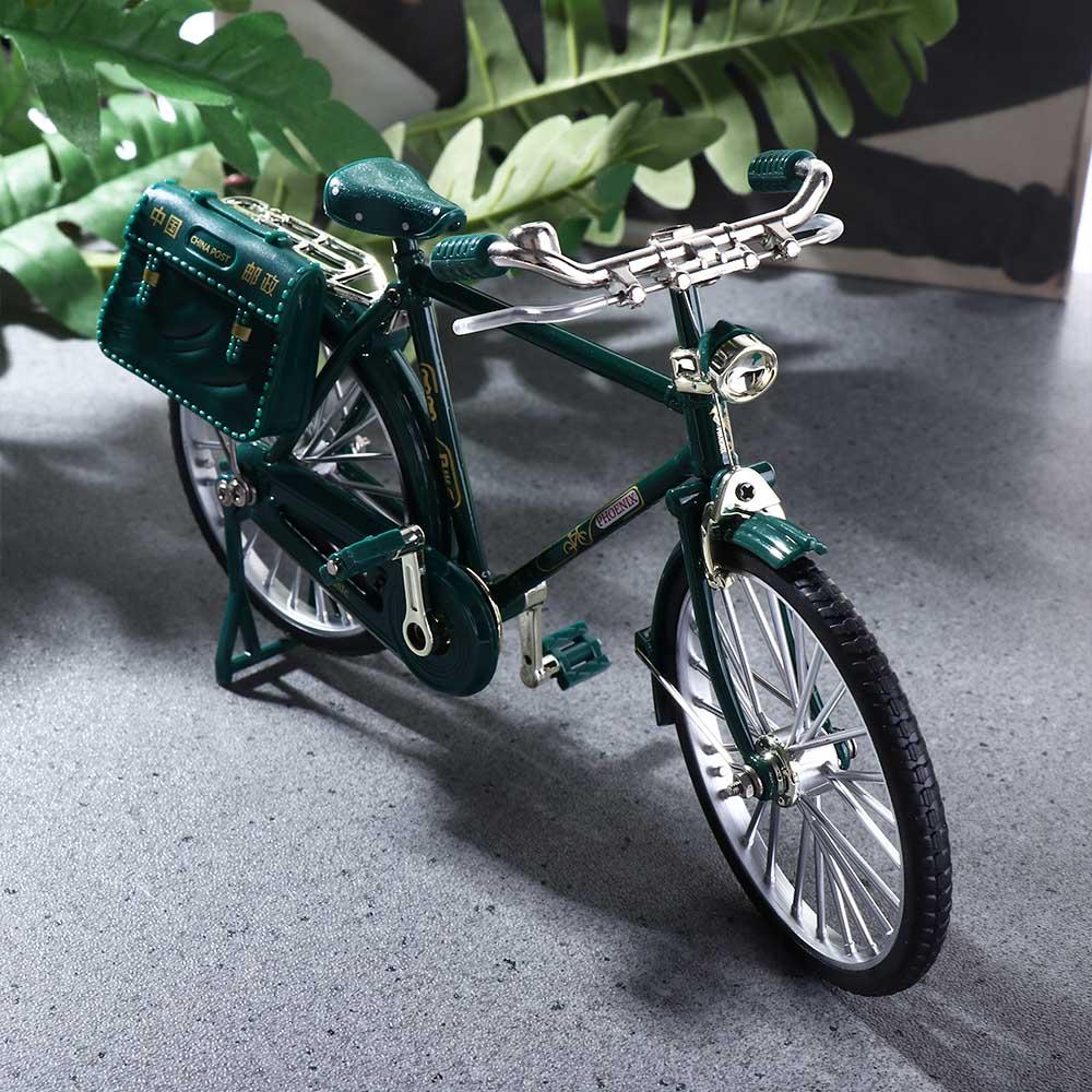 1:8 Bicycle Model Vintage Chinese Postman Bicycle Home Desktop Decor Cycling Figurine DIY Microlandscape Retro Bike Kids Toys