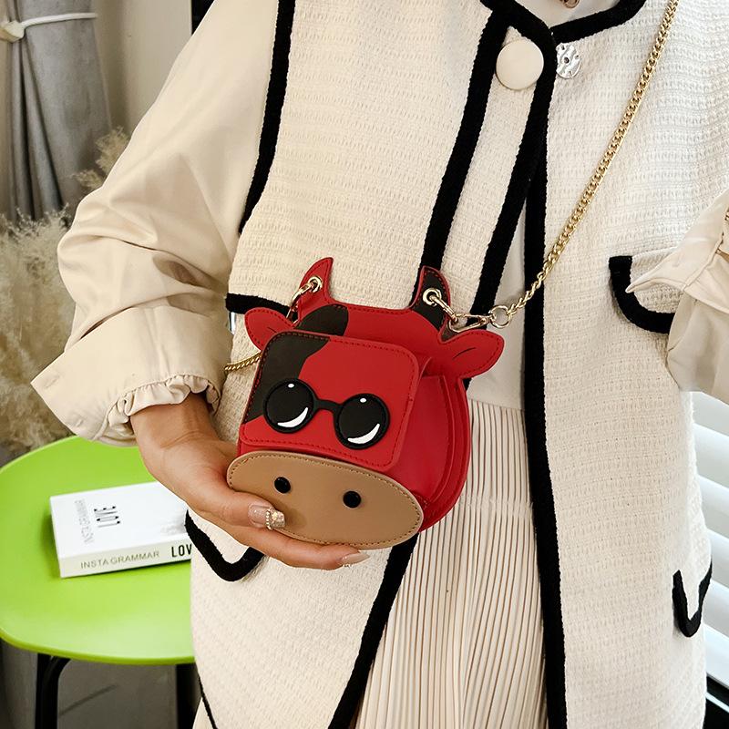 Mini small bag summer 2025 new Japanese cartoon girl cute cow ugly shoulder chain small round bag