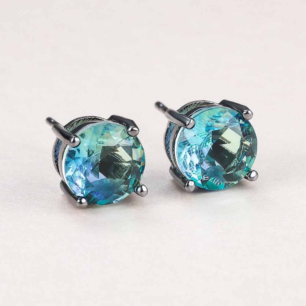 Białe Okrągłe Kolczyki Sztyfty z Diamentami z Czterema Ząbkami dla Kobiet - 8MM Cyrkonia, Modna i Wszechstronna Biżuteria.