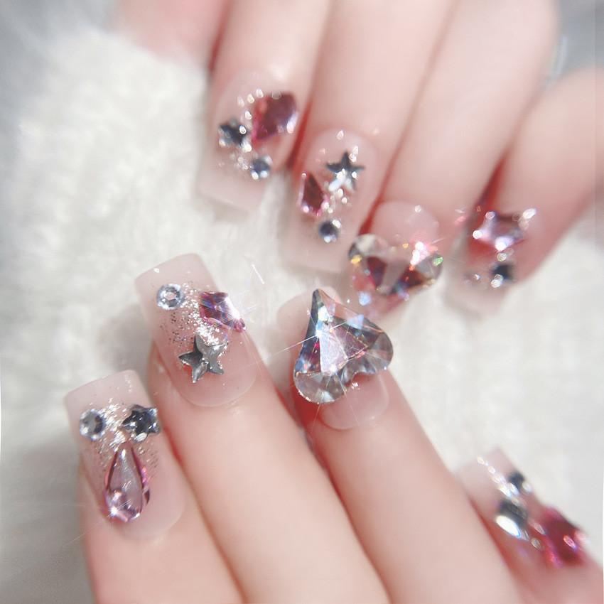 Fashion Nail Handworn Delicate Rhinestones Classic Detachable Nail Patch Style