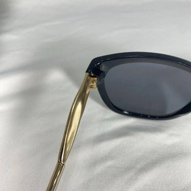 Used BURBERRY B4203 3001/87 Sunglasses Black Frame Dark Lens Men Women Unisex Brand Eyewear Popular Free Shipping Anonymous Delivery