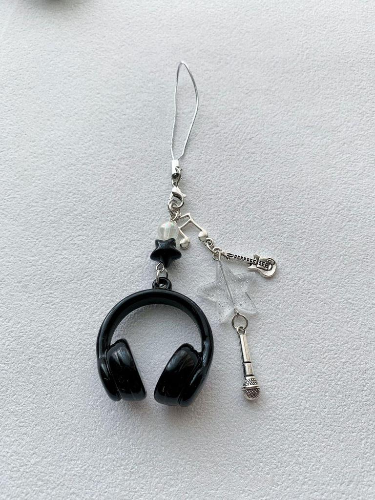 Colorful Earphone Pendant Keychain: Cool and Sweet Bag Charm, Perfect Bestie Gift