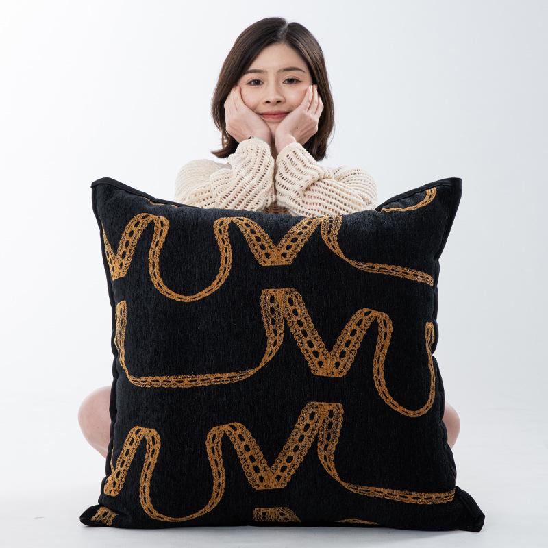 Medieval Style B & B Hotel Throw Pillow Cushion Sofa Living Room Pillowcase Backrest Pad - Soft Fabric Decorative Cushion