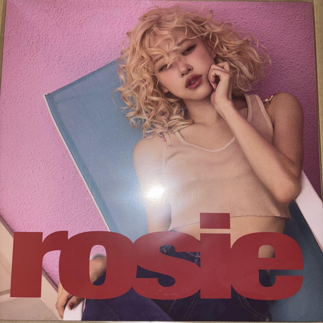 

[USED] Rose Rosie BLACKPINK LP record with 2 polaroids