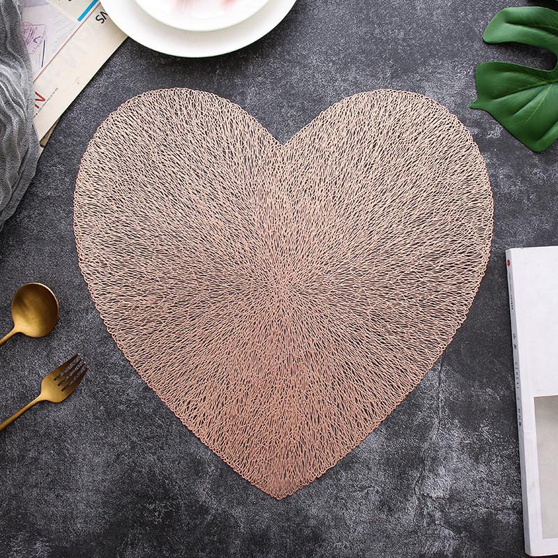 1Pc 38cm Love Heart Shape PVC Placemat Home Heat Insulation Table Mat Valentine Day Wedding Party Decoration