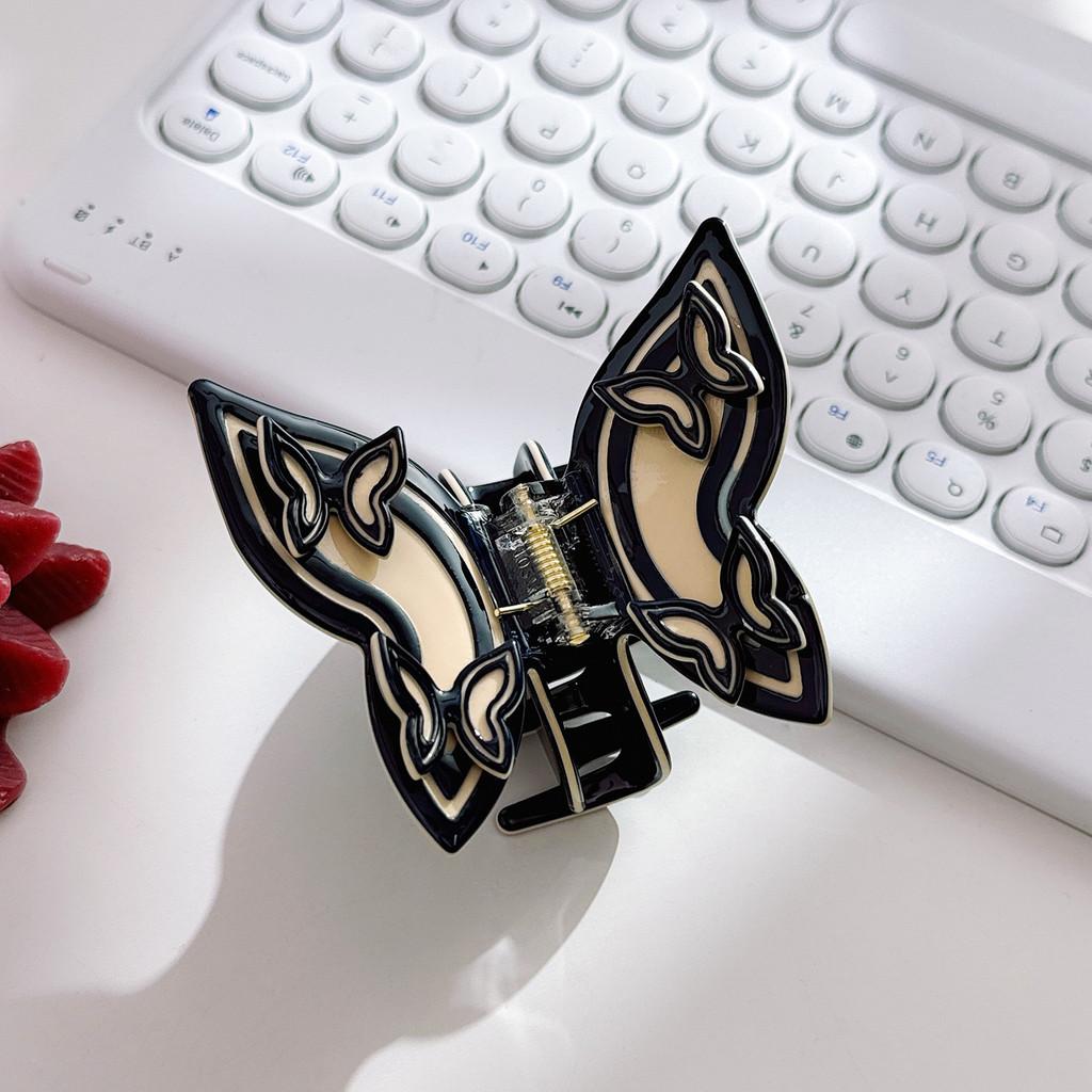

Elegant Korean Style Acrylic Hair Claw Clips In Pink And Black For Women чорний