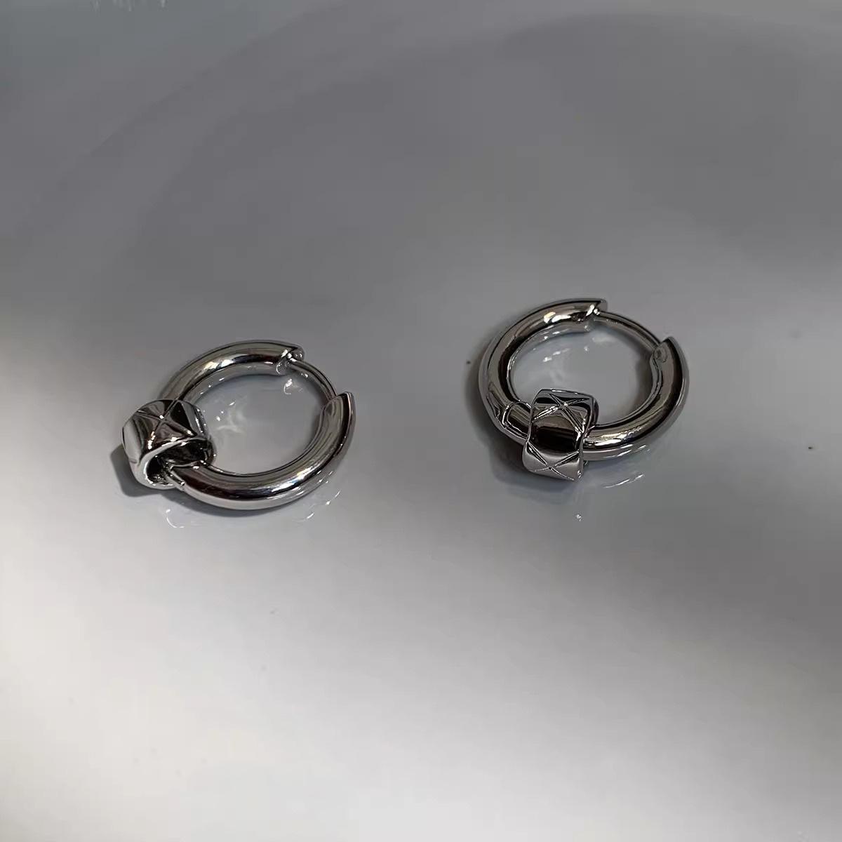 

Fashion Earrings Personalized Niche Design Coldness Earrings Sweet Cool New Wave Earrings Personality Niche Vintage Ladies Accessories Elegant Jewelry